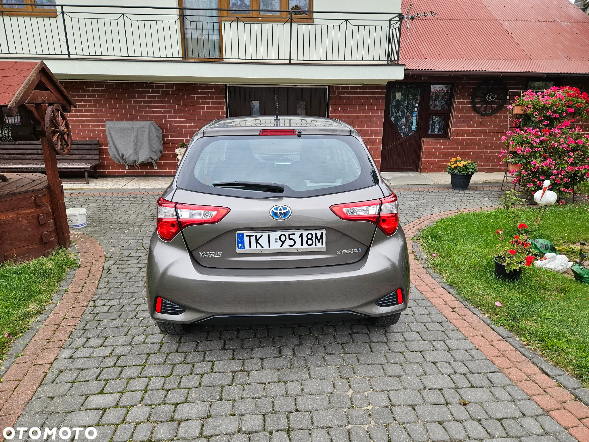 Toyota Yaris Hybrid 1.5 VVT-i Selection - 6