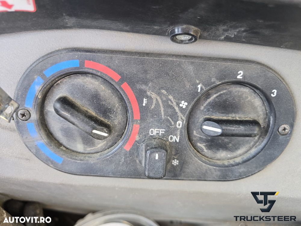 New Holland B115 - 19