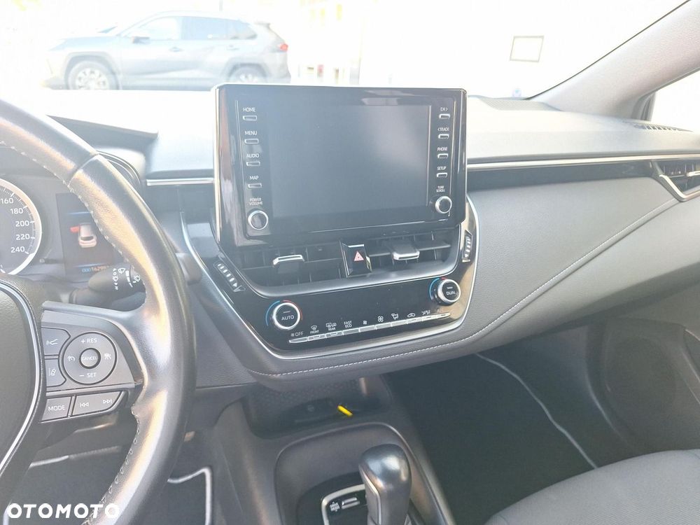 Toyota Corolla 1.8 Hybrid Comfort - 18