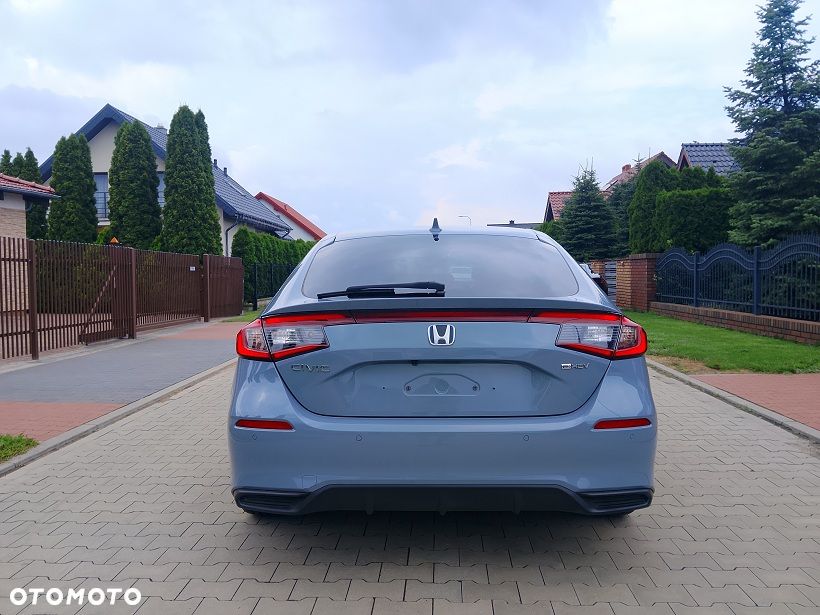 Honda Civic 2.0 i-MMD Elegance CVT - 4