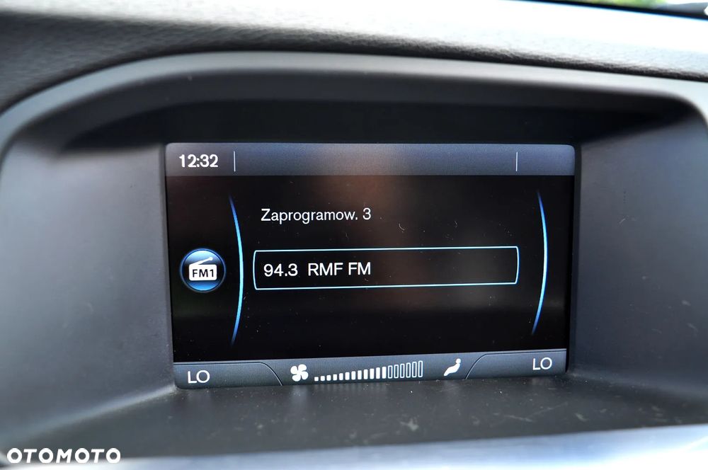 Volvo V60 D3 Geartronic RDesign - 38