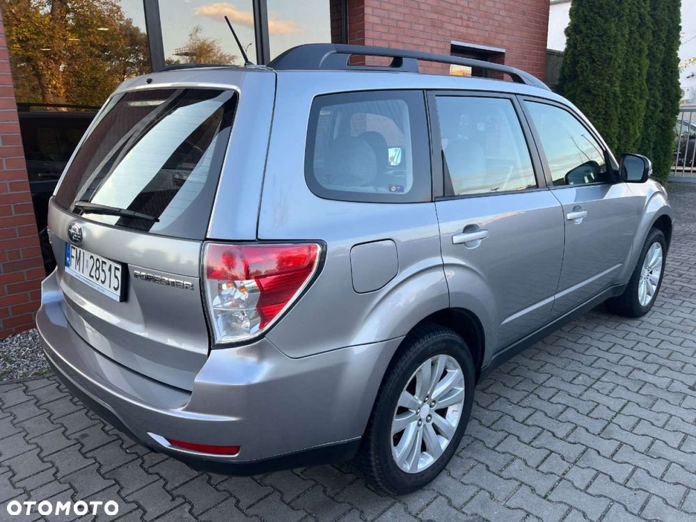 Subaru Forester 2.0i Comfort Lineartronic - 3
