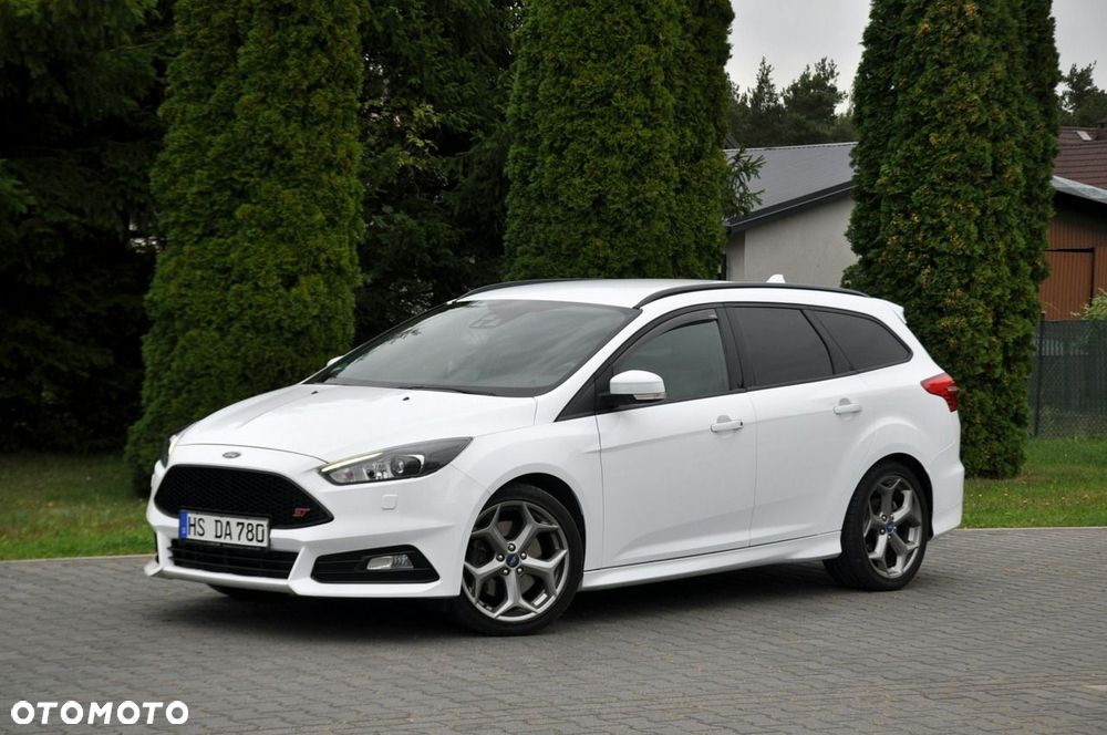 Ford Focus 2.0 TDCi ST - 10