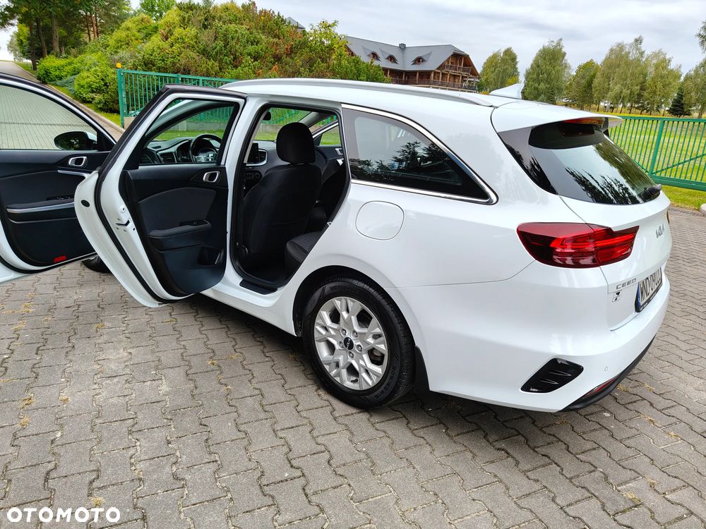 Kia Ceed 1.5 T-GDI Business Line - 31