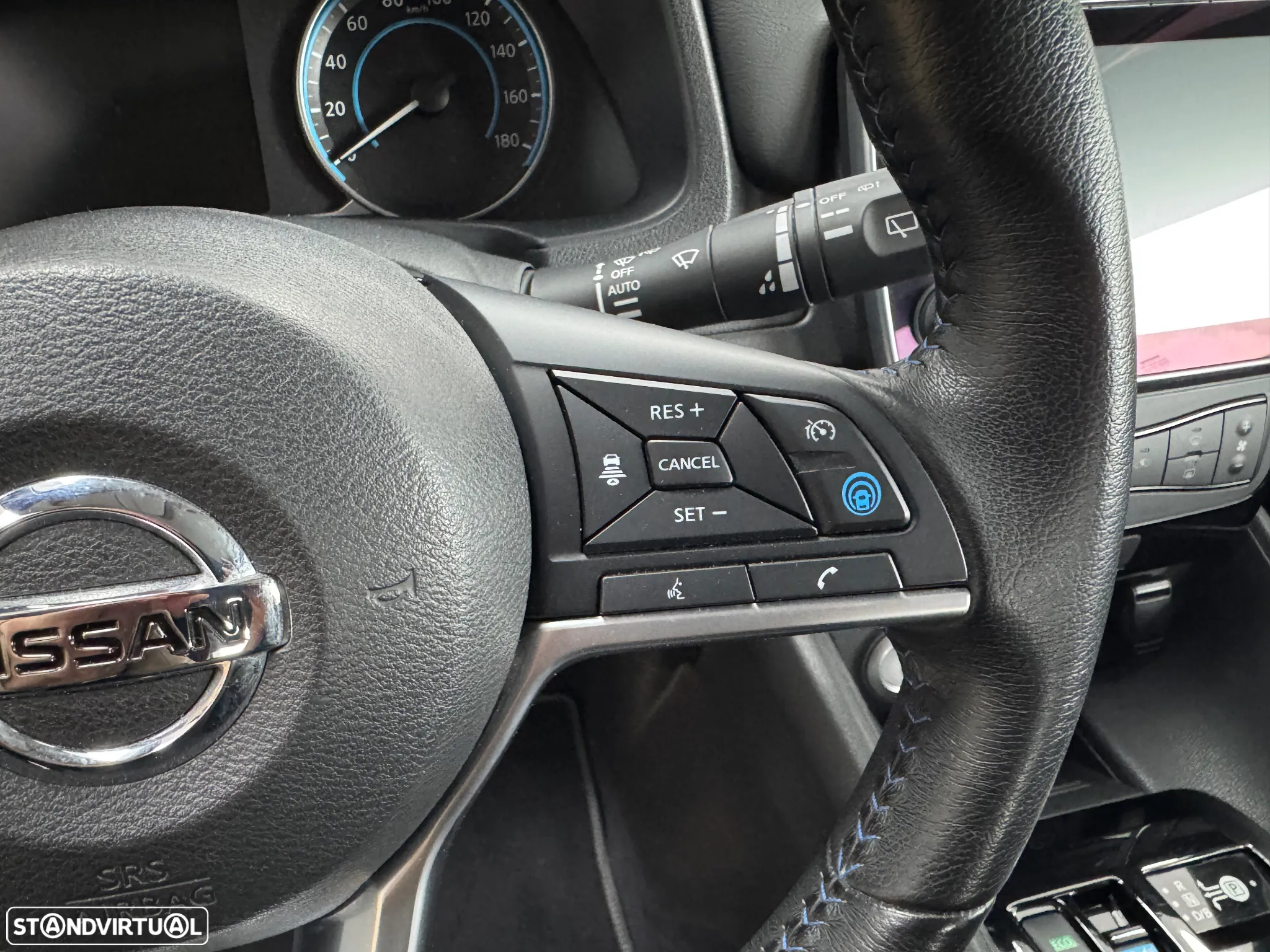 Nissan Leaf N-Connecta - 15