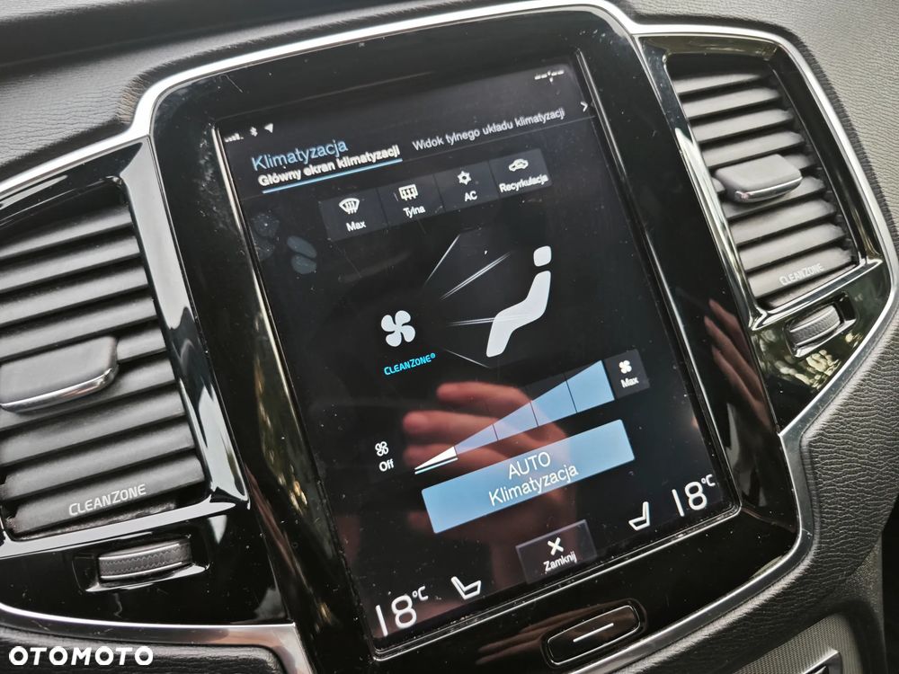 Volvo XC 90 - 25