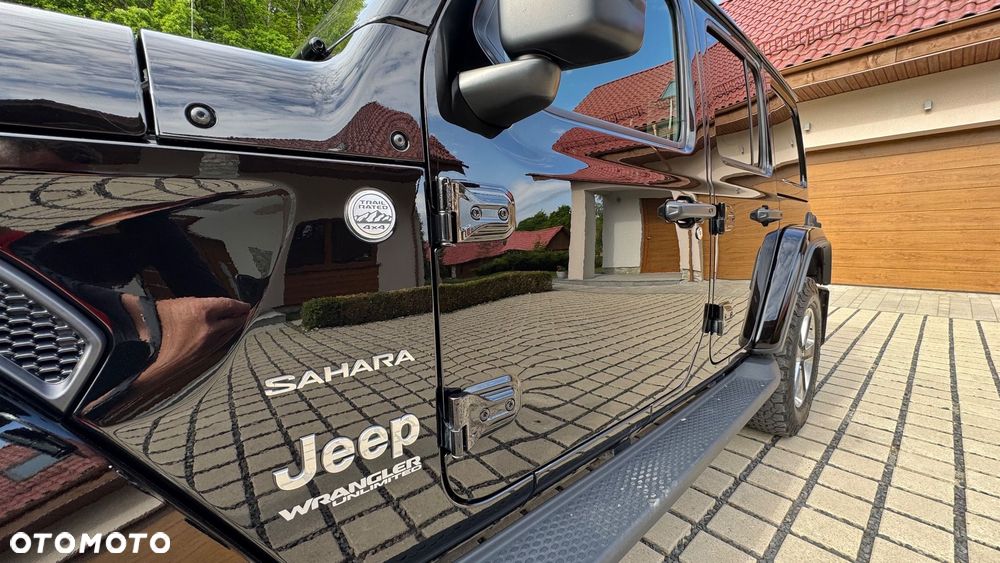 Jeep Wrangler Unlimited 2.2 CRD Sahara - 12