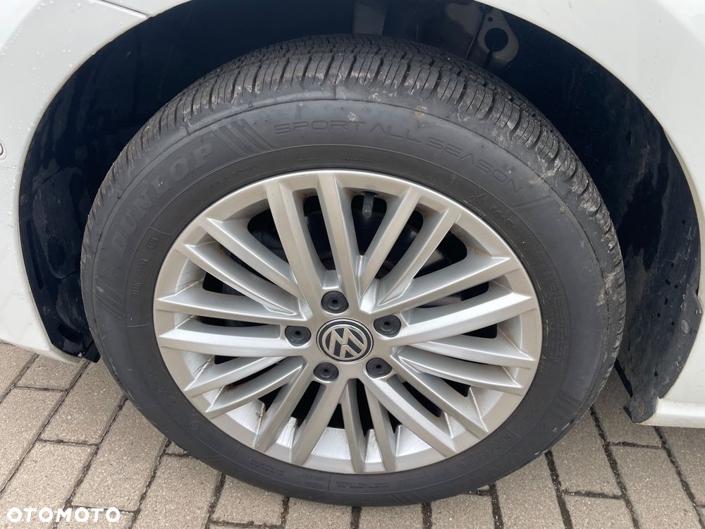 Volkswagen Golf 1.6 TDI BlueMotion Technology Cup - 15