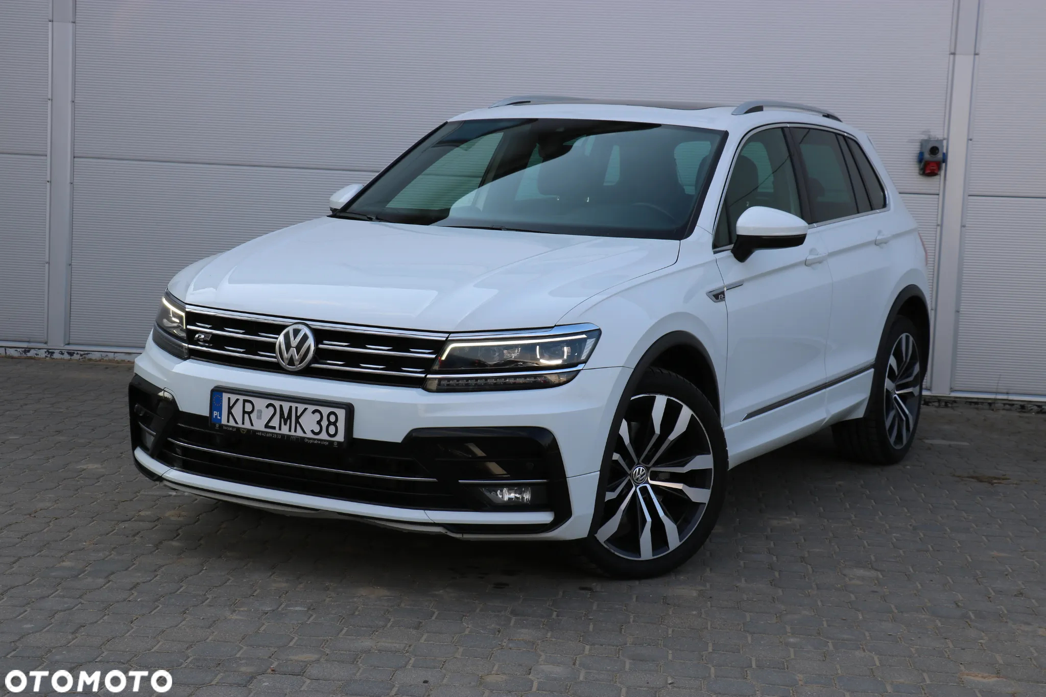 Volkswagen Tiguan - 4