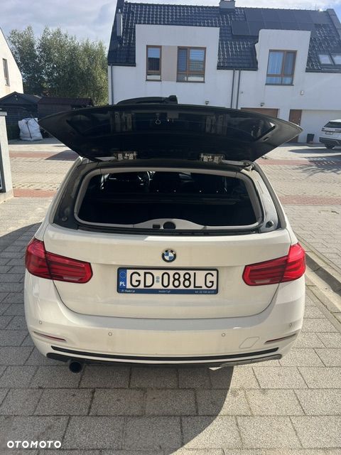 BMW Seria 3 318i Sport Line - 6