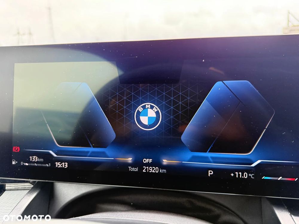 BMW Seria 5 520d - 25