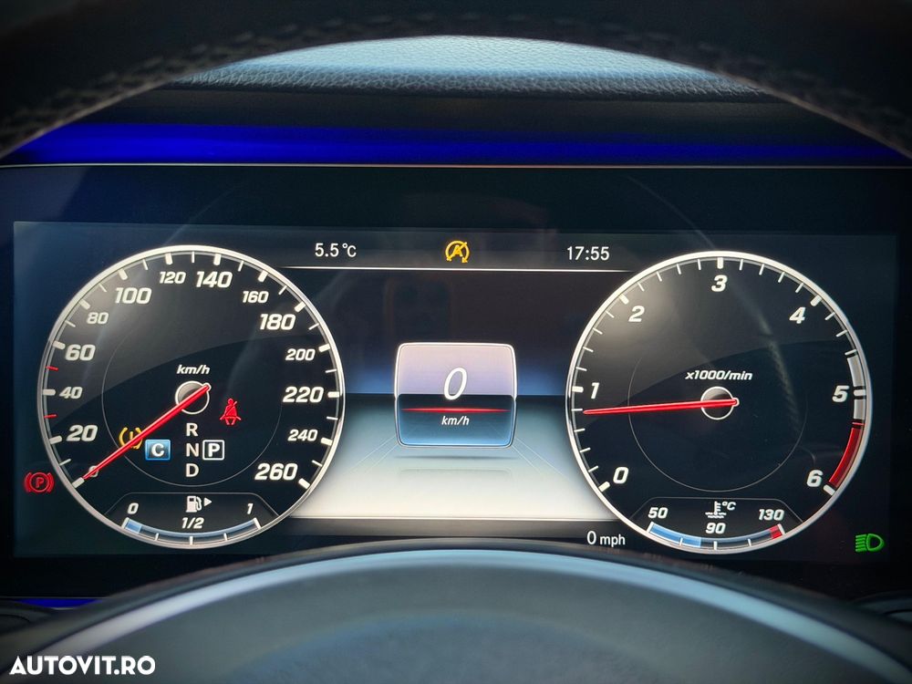 Mercedes-Benz E 220 d 4MATIC 9G-TRONIC Avantgarde - 34