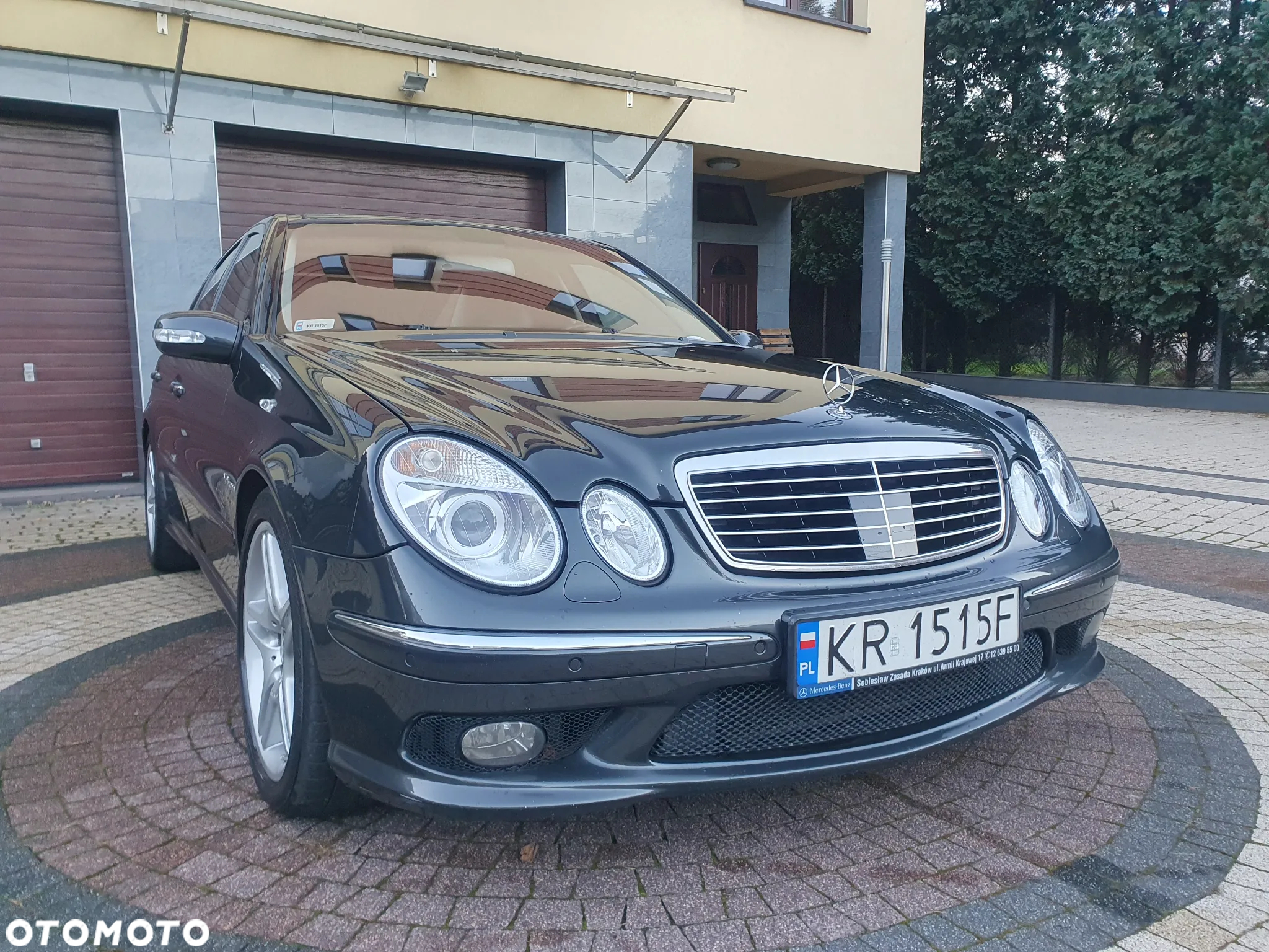 Mercedes-Benz Klasa E 55 AMG - 11