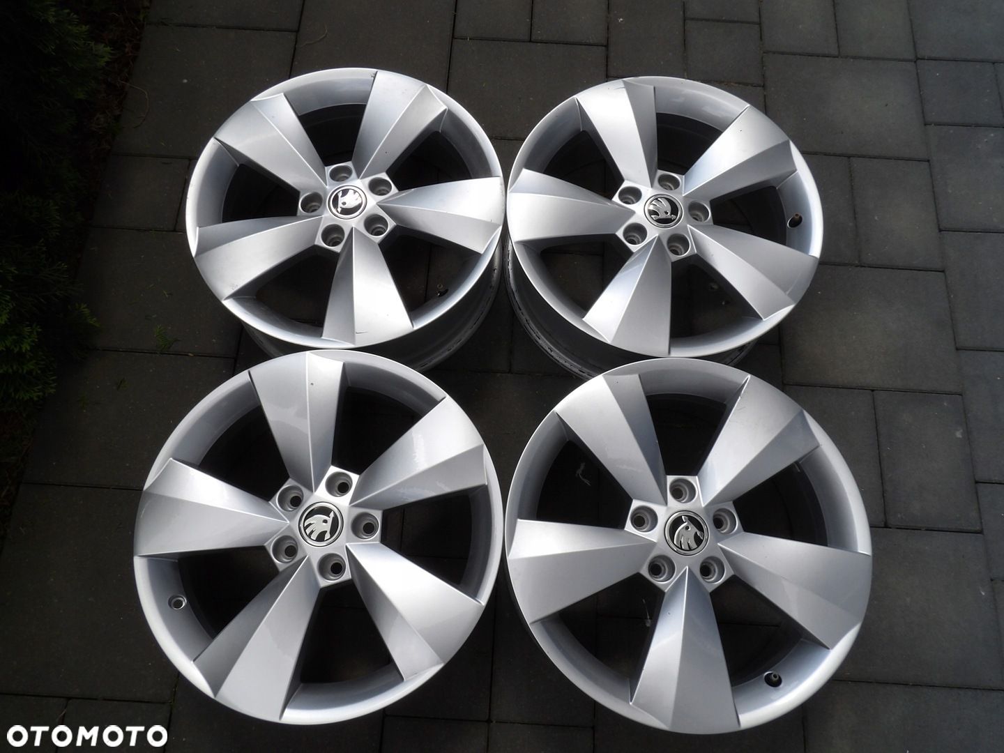 ALUFELGI ORYGINAŁ 17 SKODA 5X112 - 1