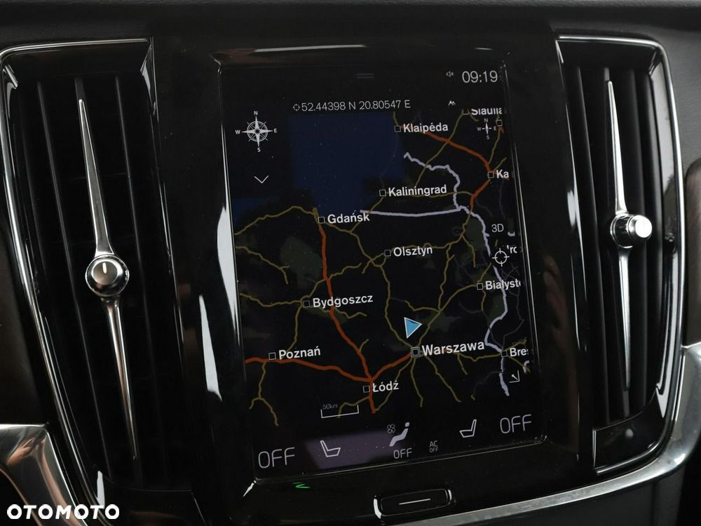 Volvo V90 Cross Country D4 SCR AWD Pro - 27
