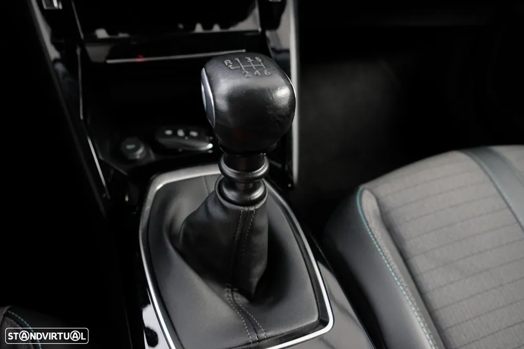 Peugeot 2008 1.5 BlueHDi Allure - 22