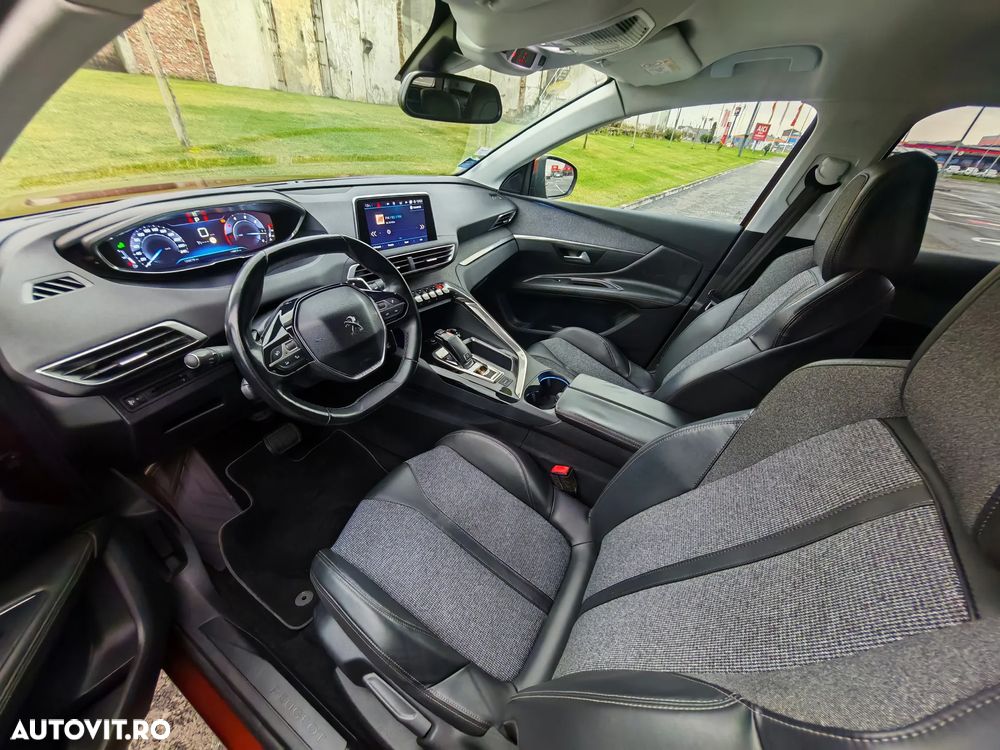 Peugeot 3008 1.6 BlueHDI S&S EAT6 Allure - 12