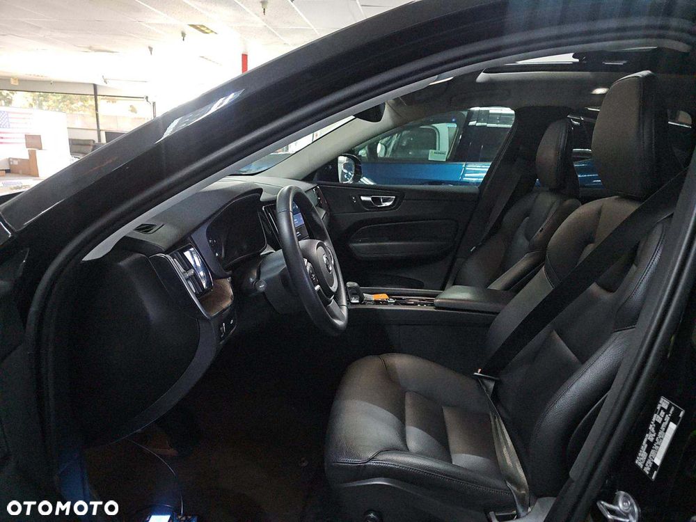 Volvo XC 60 - 7