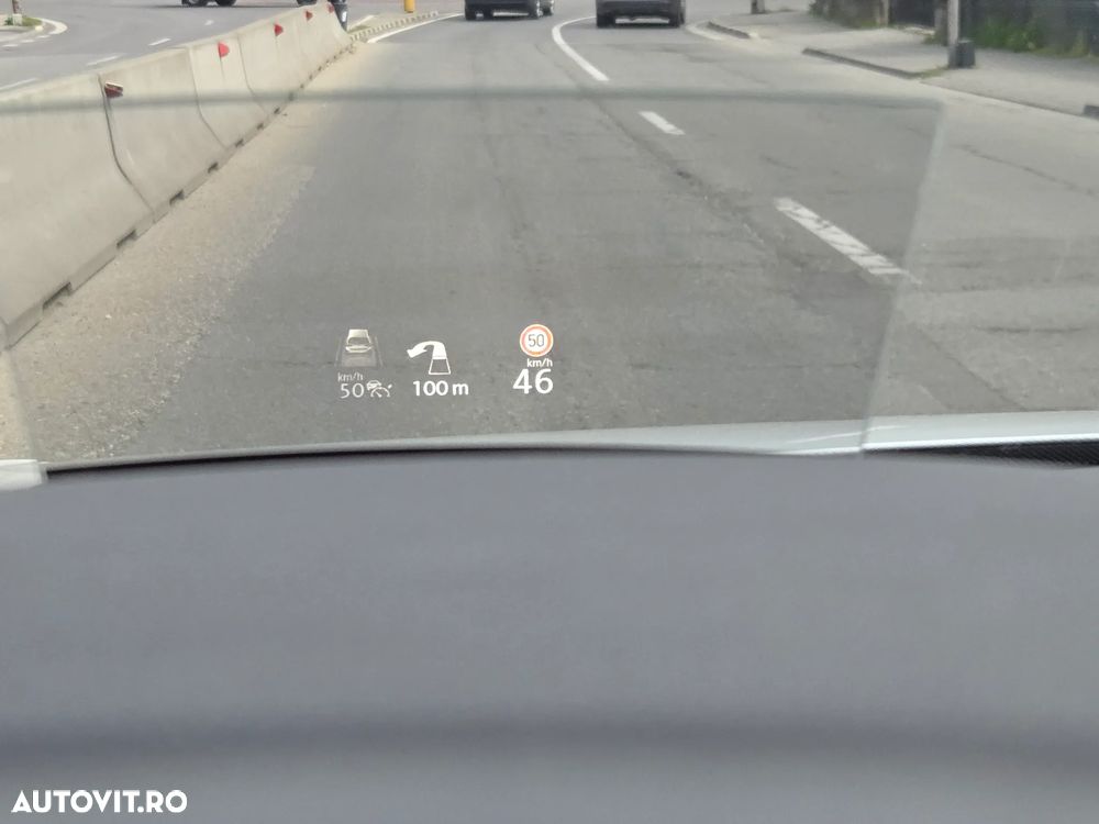 Volkswagen Tiguan 2.0 TDI SCR DSG IQ.DRIVE - 18