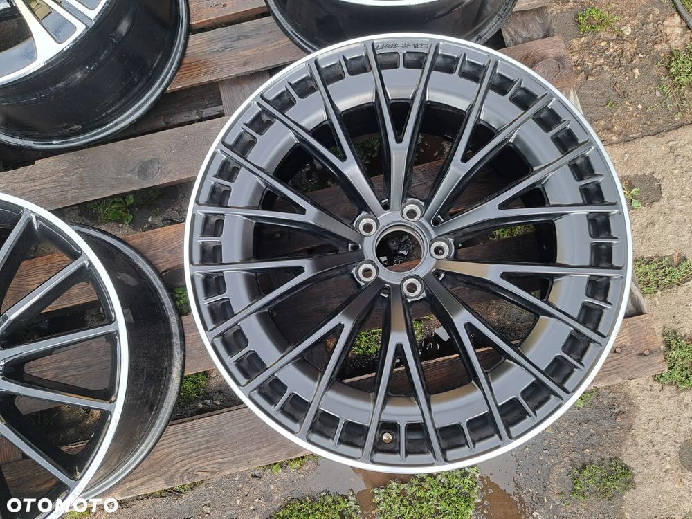 Oryg. Mercedes CLE 236 A236 A2364012900 20 AMG 9.5j et19 5648 - 1
