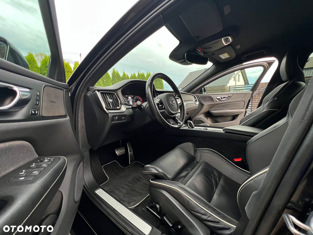 Volvo S60 B4 B R-Design - 10