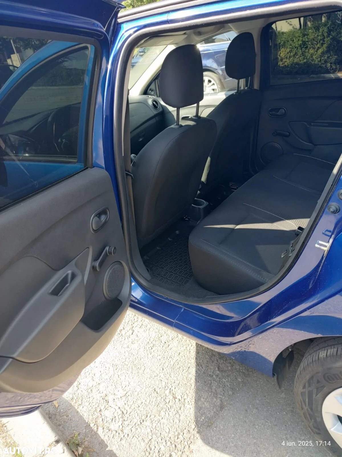 Dacia Logan ECO-G 100 Essential - 10