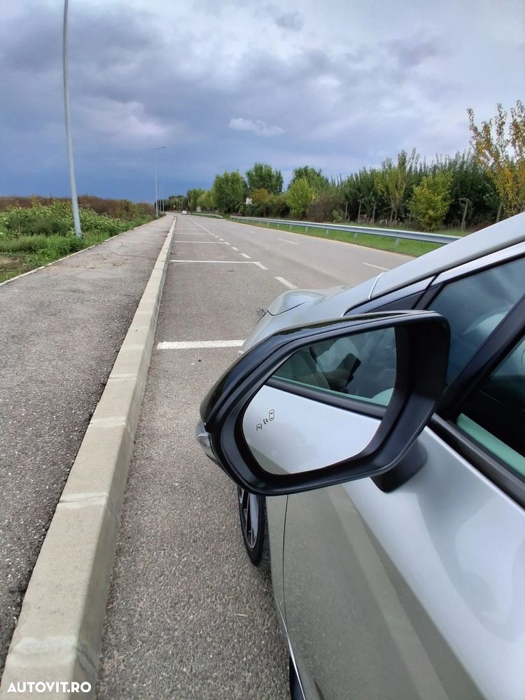 Toyota Corolla 2.0 Hybrid Touring Sports GR Sport - 14