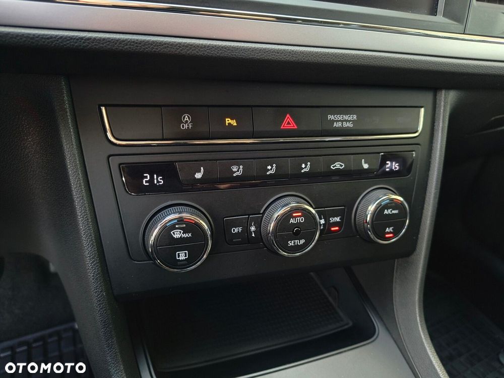 Seat Leon 1.6 TDI Style S&S - 23