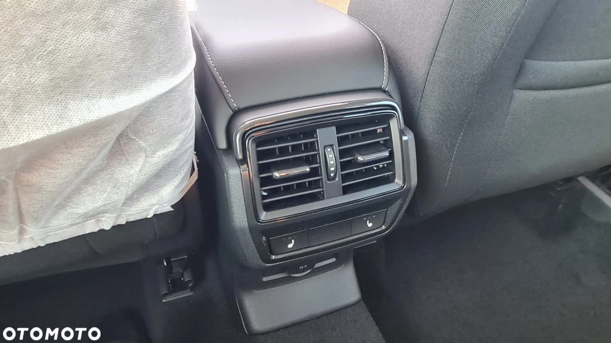 Skoda Karoq 1.5 TSI ACT Edition 130 DSG - 13