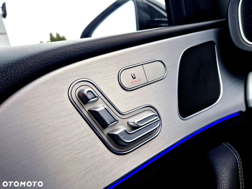 Mercedes-Benz GLE - 25