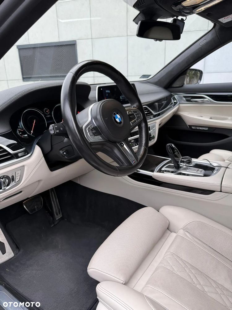 BMW Seria 7 740d xDrive - 16