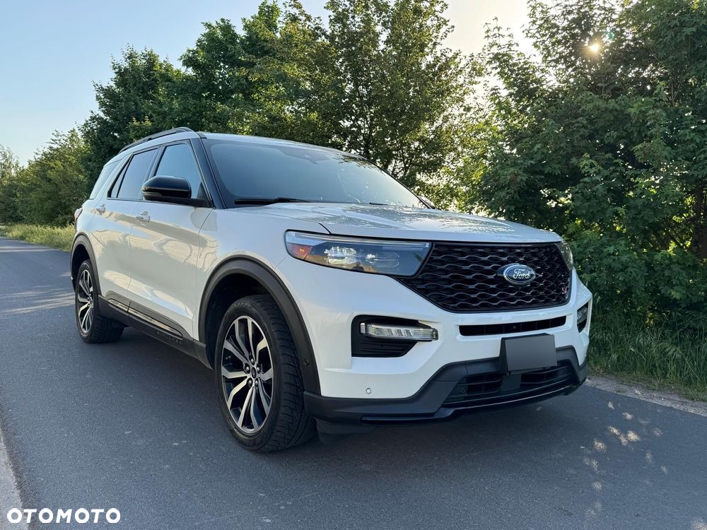 Ford Explorer - 1