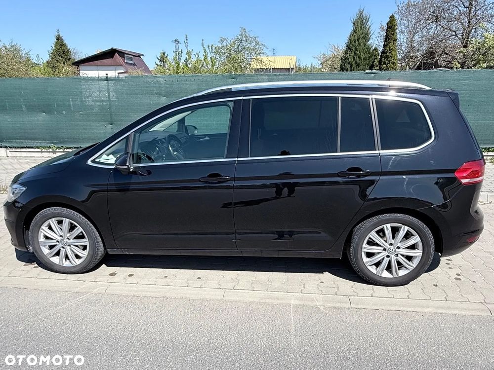 Volkswagen Touran - 5