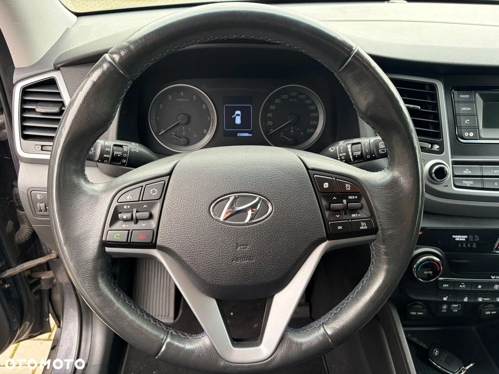 Hyundai Tucson - 11