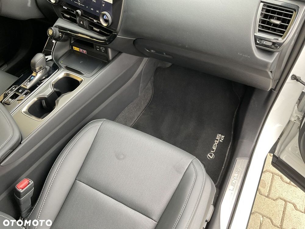 Lexus NX 350h Prestige AWD - 10
