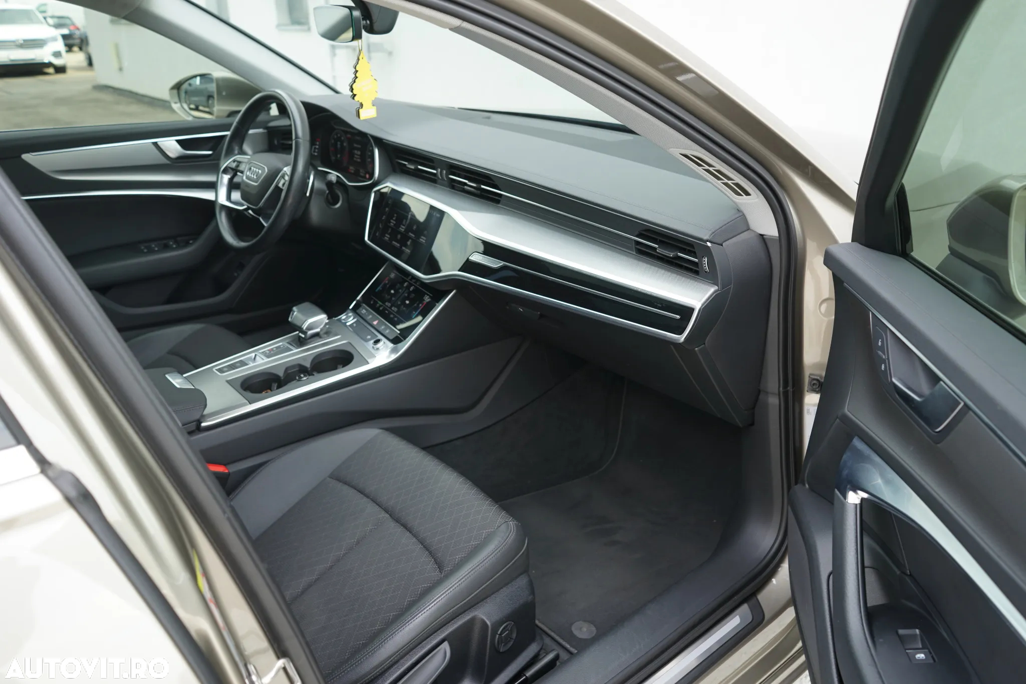 Audi A6 Avant 2.0 45 TFSI S tronic Design - 29