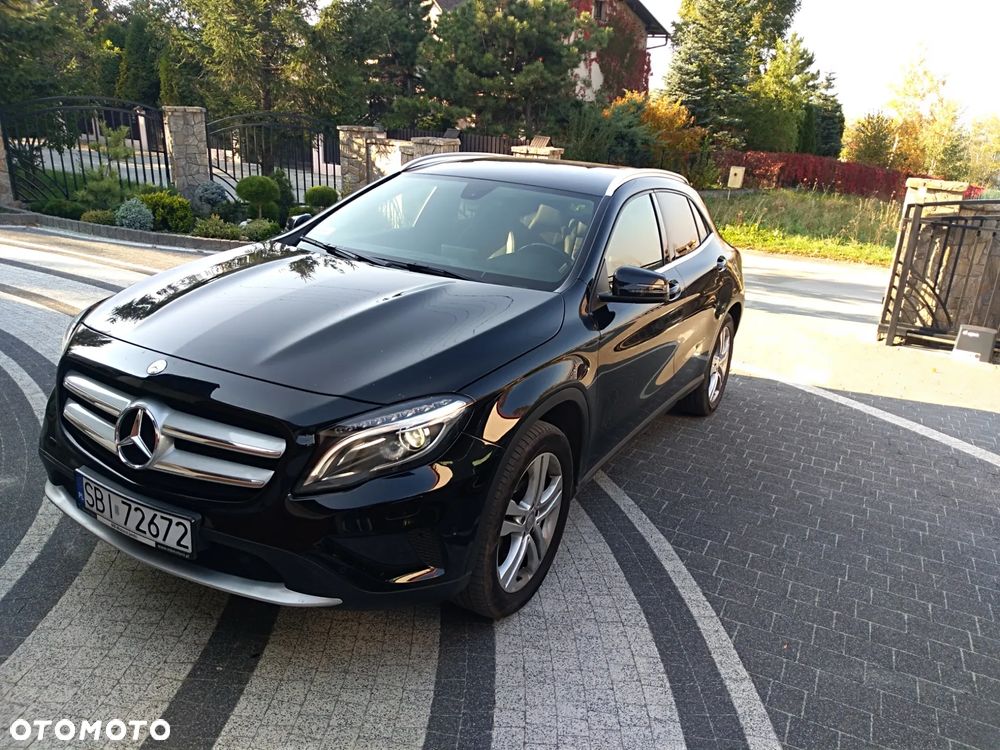 Mercedes-Benz GLA - 1