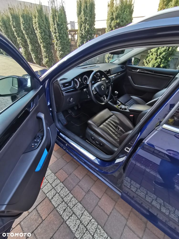 Skoda Superb 2.0 TDI L&K - 14