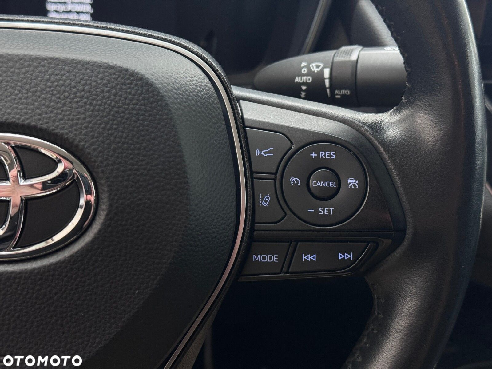 Toyota Corolla - 24