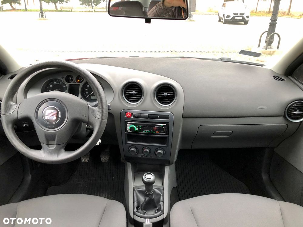 Seat Ibiza 1.4 16V Passion - 9