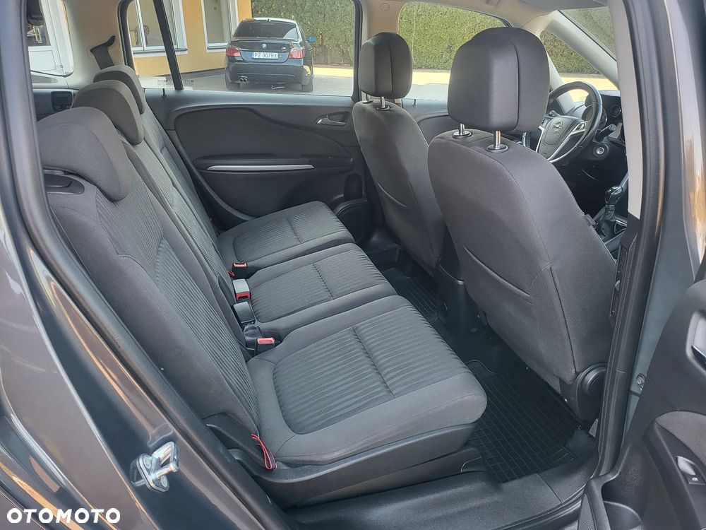 Opel Zafira - 15