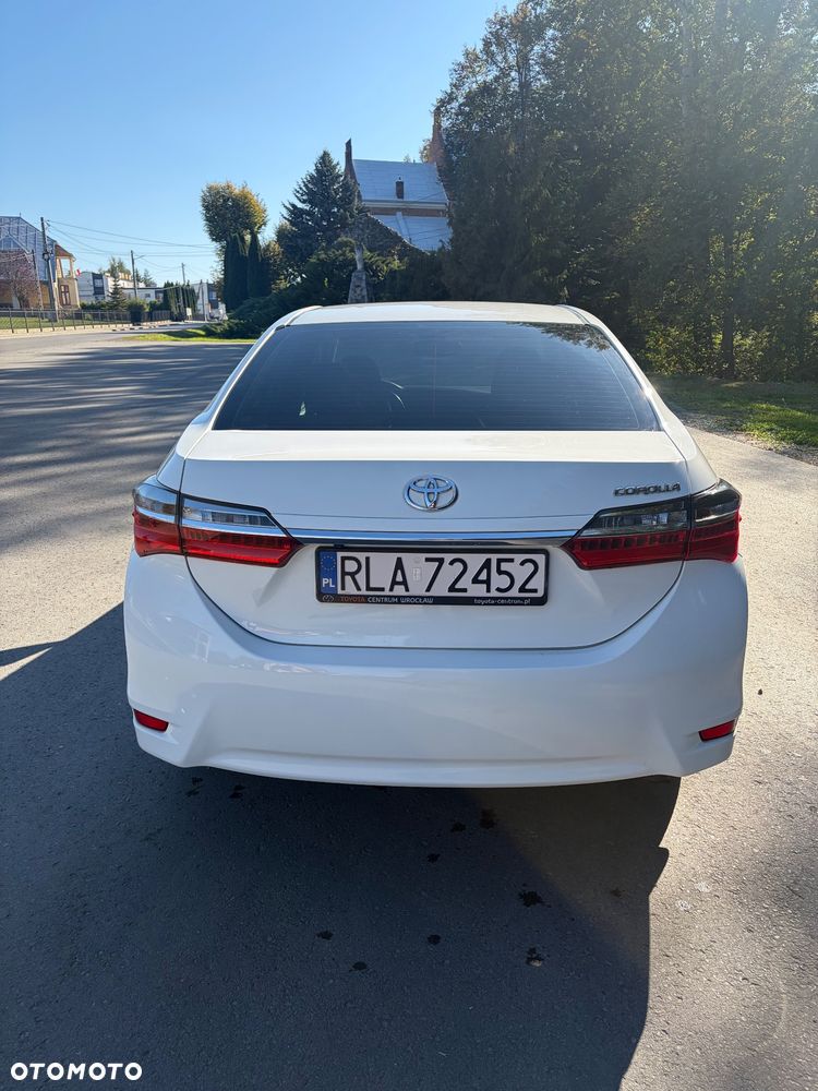 Toyota Corolla 1.6 Premium - 6