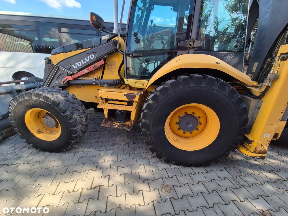 Volvo BL71 / SPROWADZONA / 5500 MTH - 14