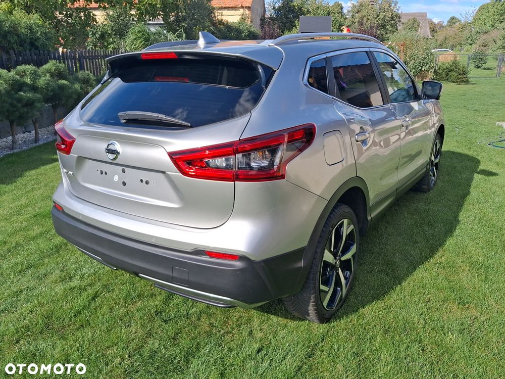 Nissan Qashqai 1.6 DCi Xtronic TEKNA - 11
