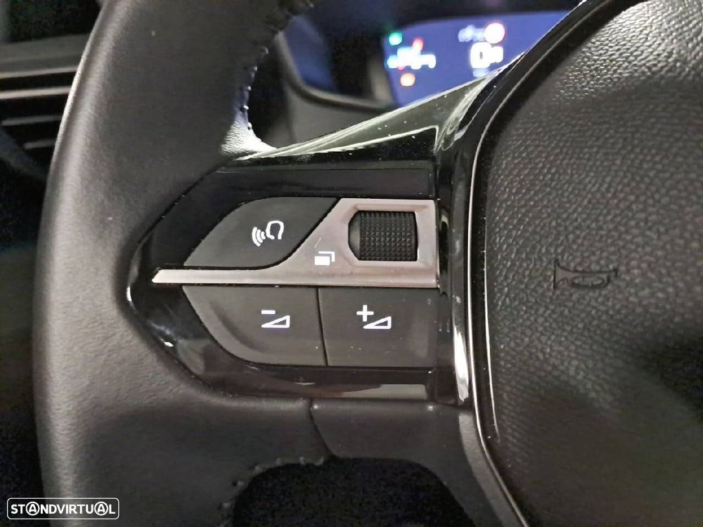 Peugeot 208 1.2 Hybrid Allure e-DCS6 - 16