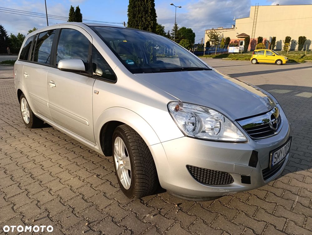 Opel Zafira 1.6 Active - 21