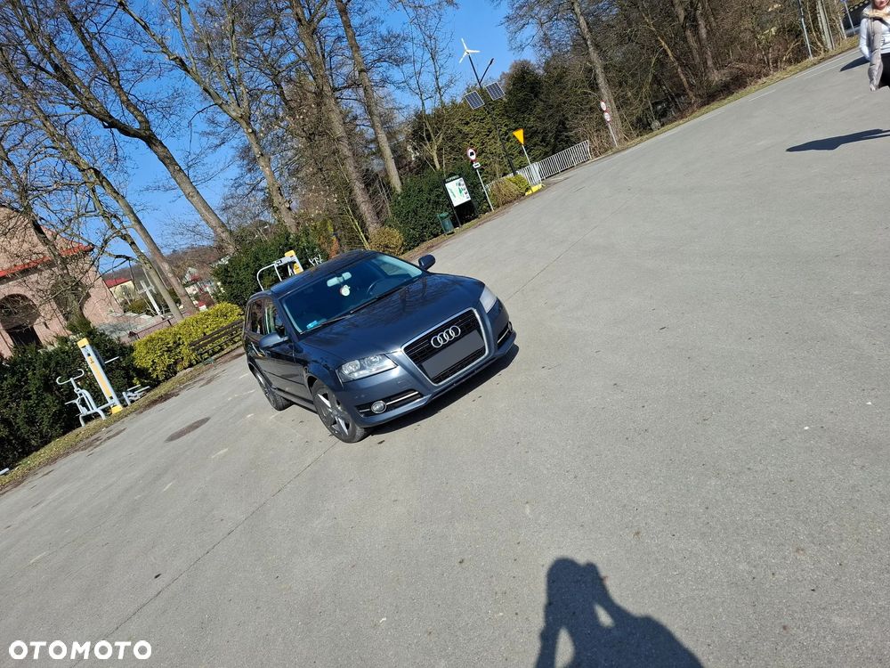 Audi A3 Sportback 2.0 TDI DPF Ambiente - 9