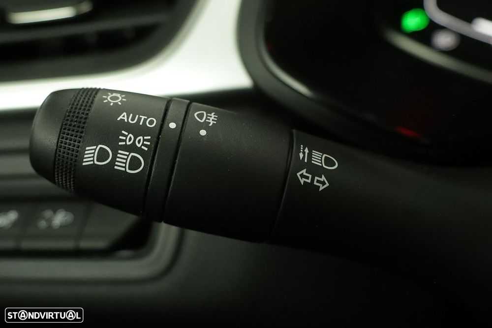 Renault Captur 1.0 TCe Techno Bi-Fuel - 17