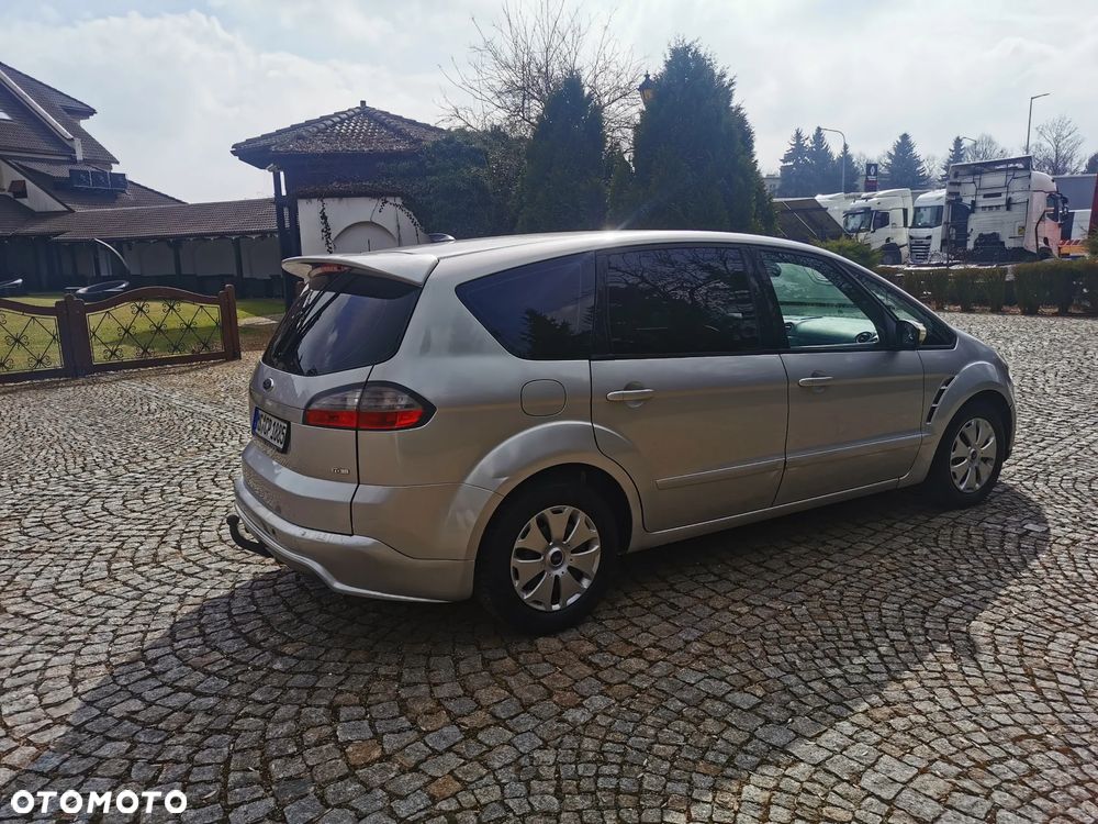 Ford S-Max 2.0 TDCi DPF Titanium - 4