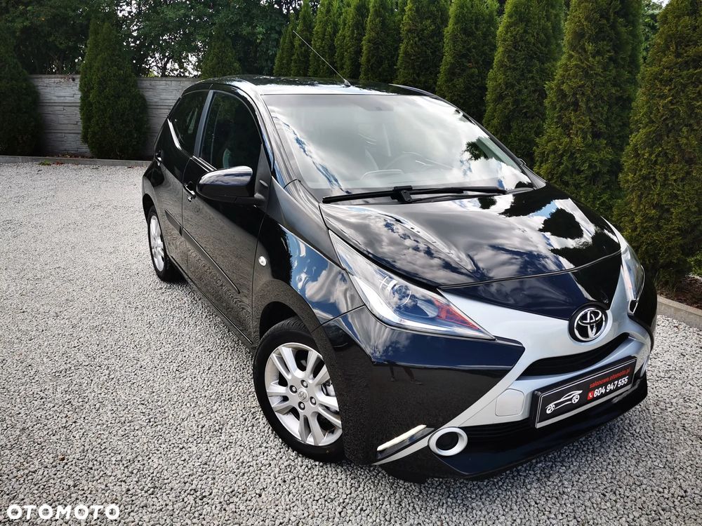 Toyota Aygo x-wave - 6
